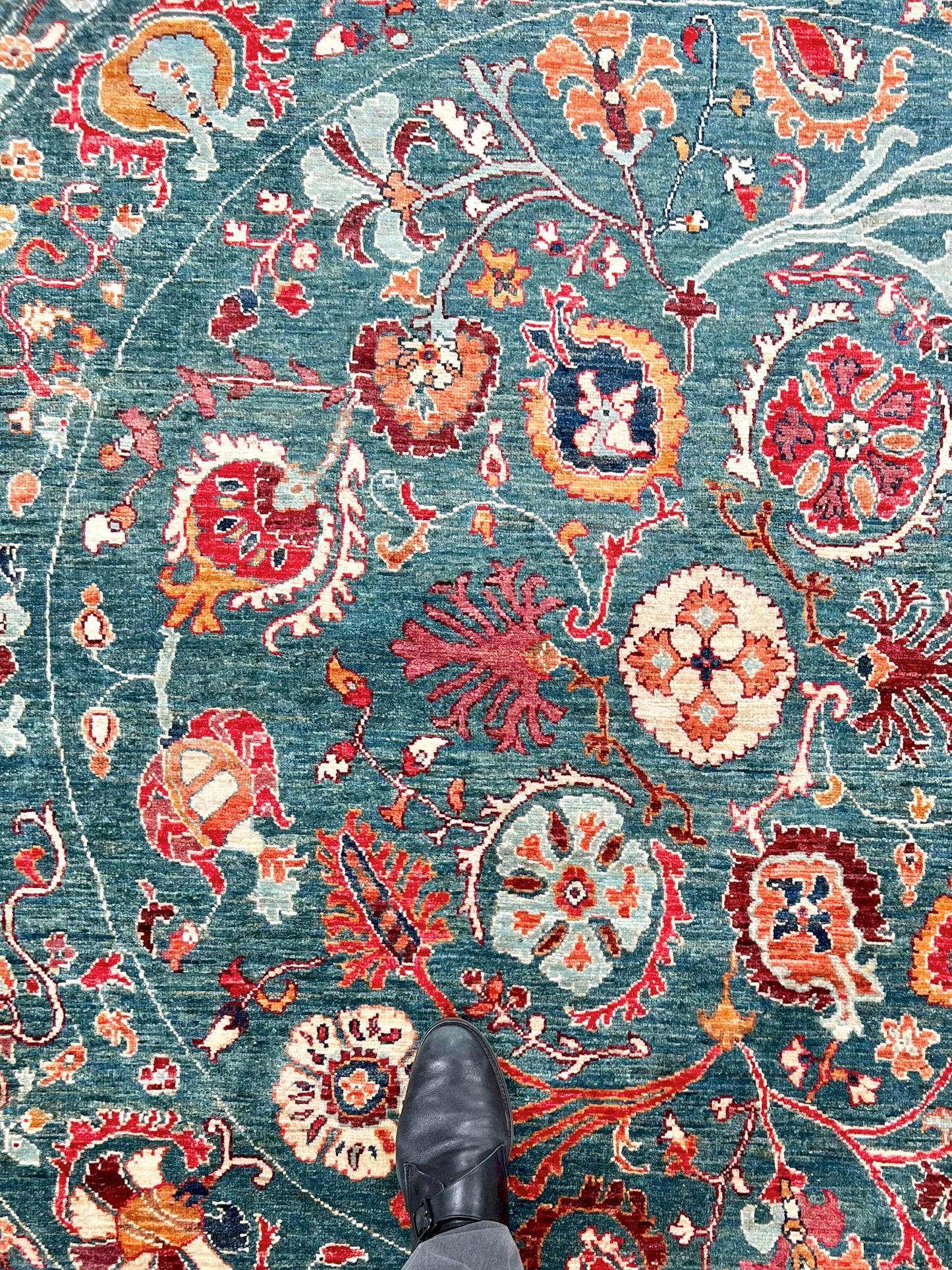 Ariana (5'10" Round)