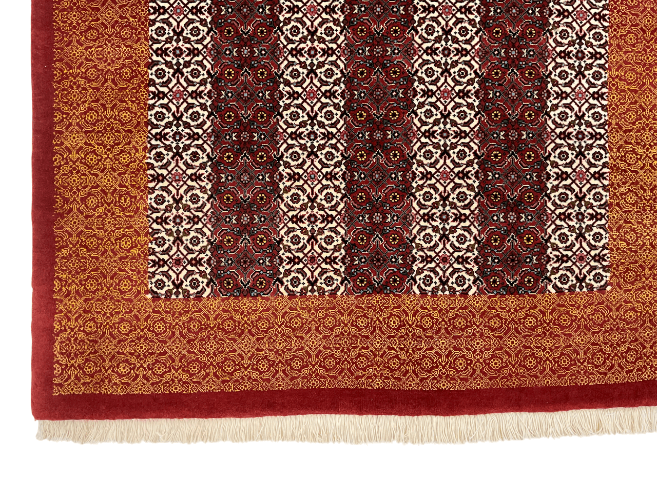 Bijar Herati w. silk 3'05" x 5'01 red/ivo/ora