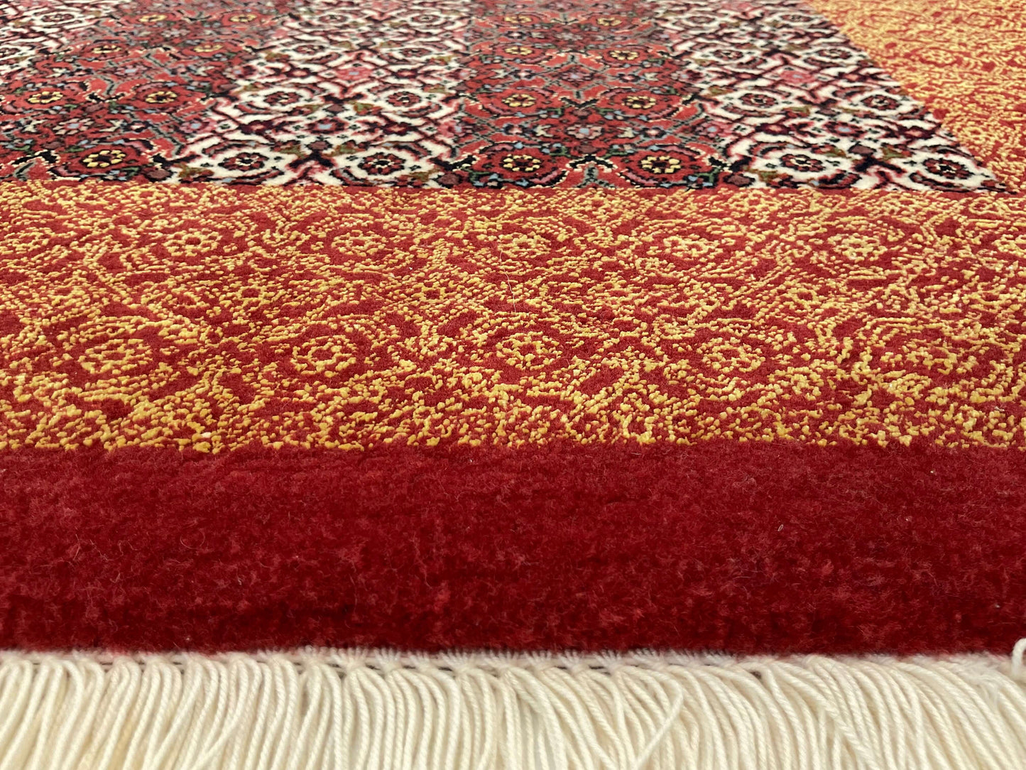 Bijar Herati w. silk 3'05" x 5'01 red/ivo/ora