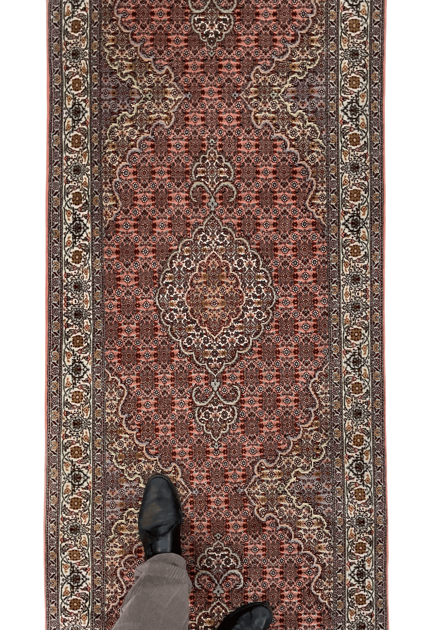 Tabriz Medallion 2'09"x10'02" pch/ivo