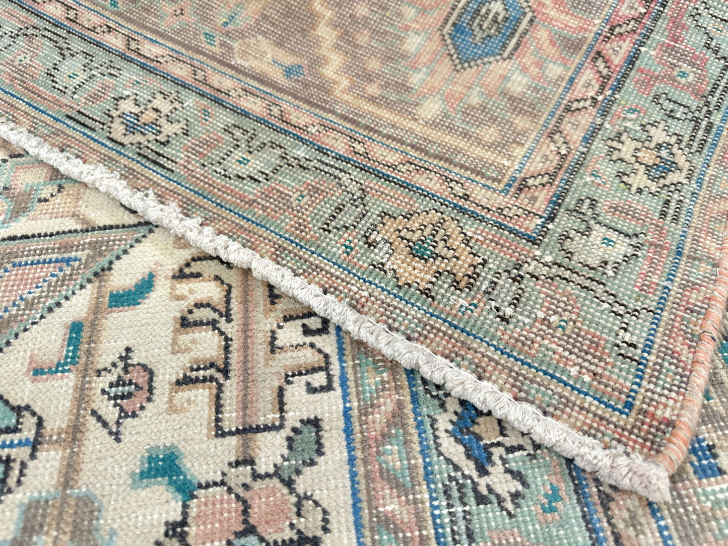 Antique-washed Persian 9'03" x 12'04" pink/aqua