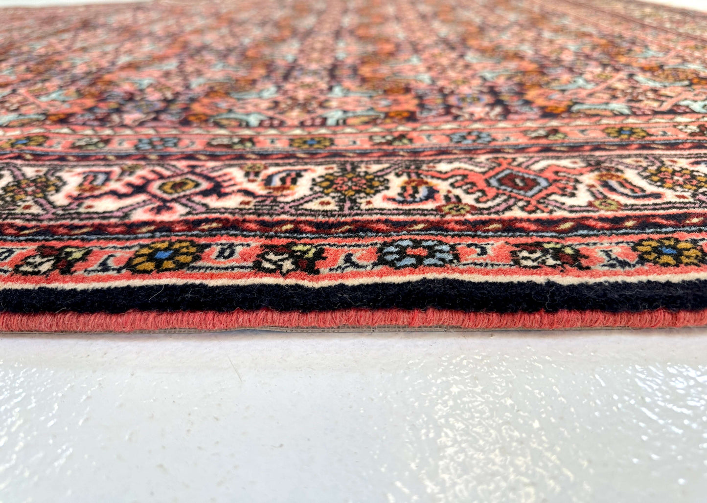 Bijar Herati 3'08"x5'09" navy/ivory