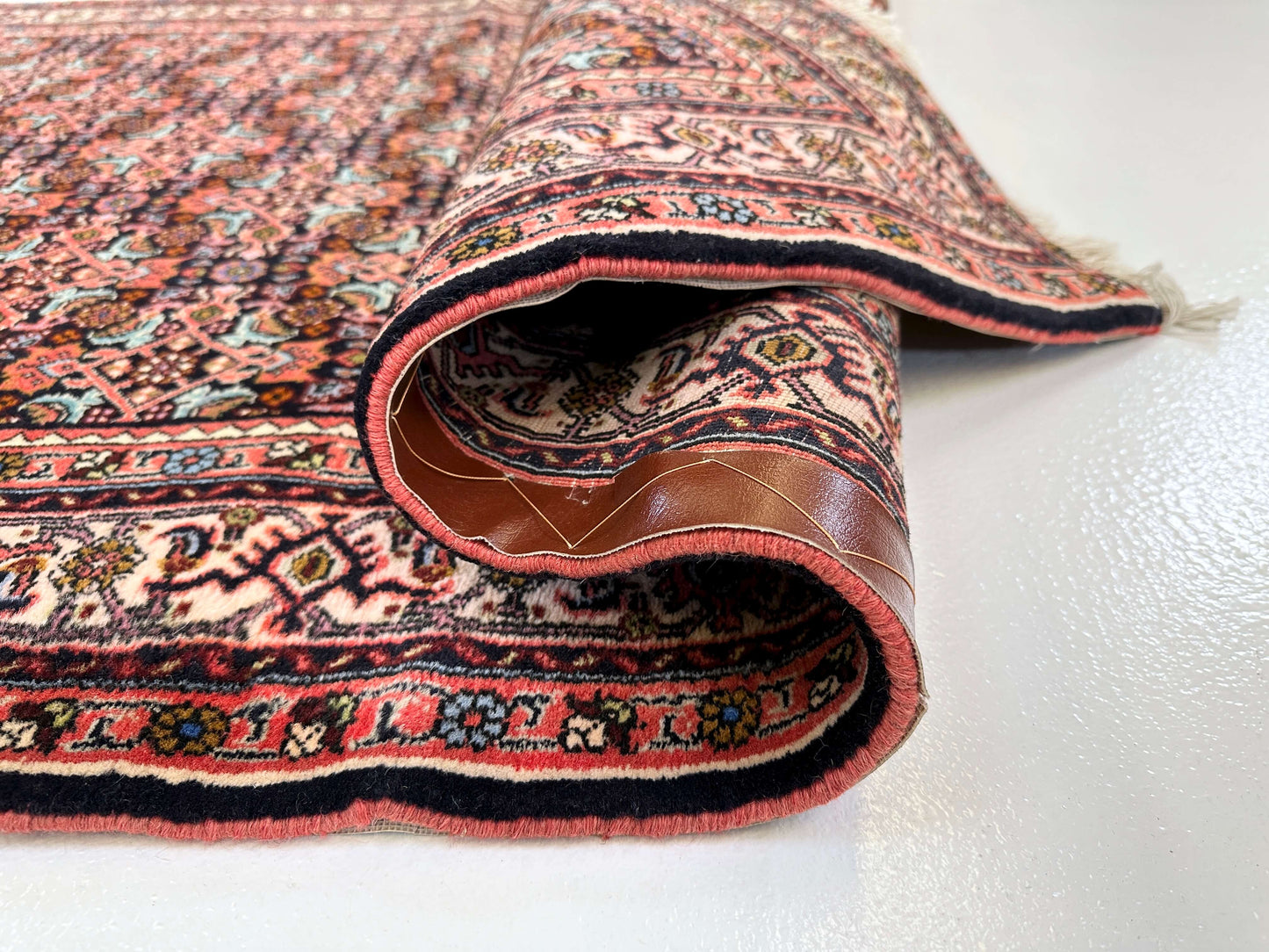 Bijar Herati 3'08"x5'09" navy/ivory