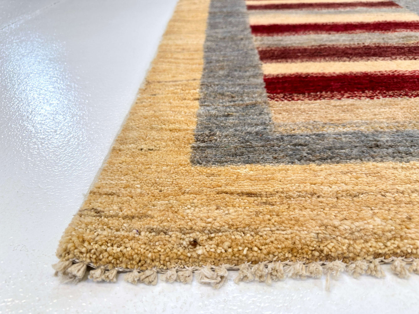 Gabbeh 2'08"x3'11" ivory/multicolor