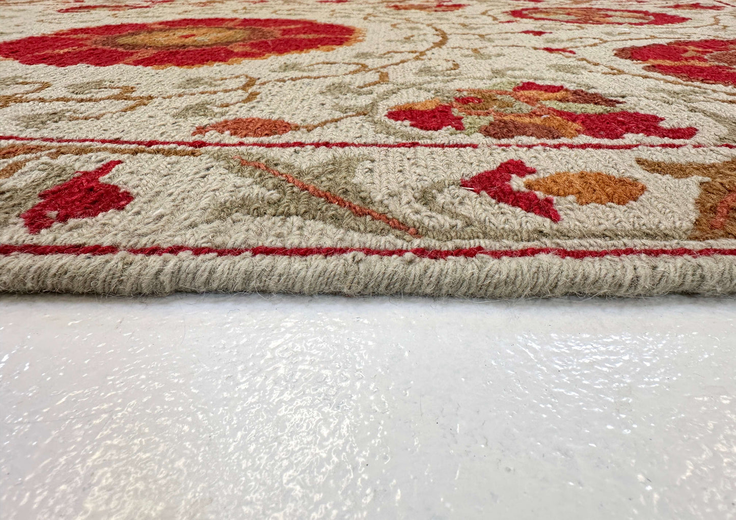 Reversible/2-Sided Soumak Flat Weave (3x10 Runner) ivory/red