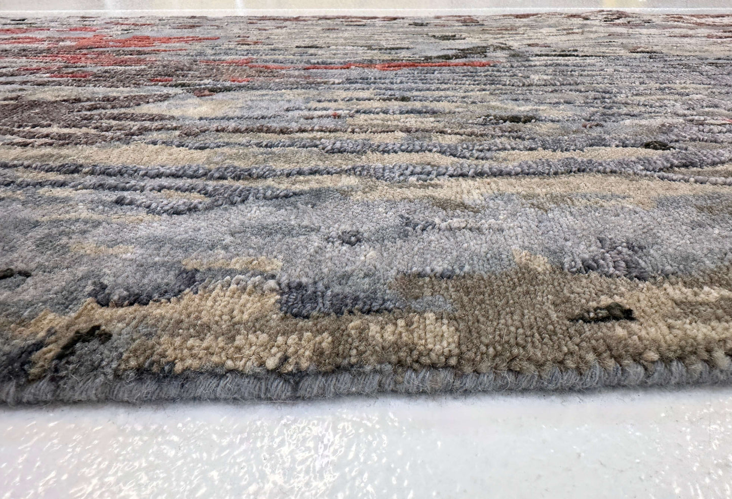 Contemporary 10' Runner gray/crimson