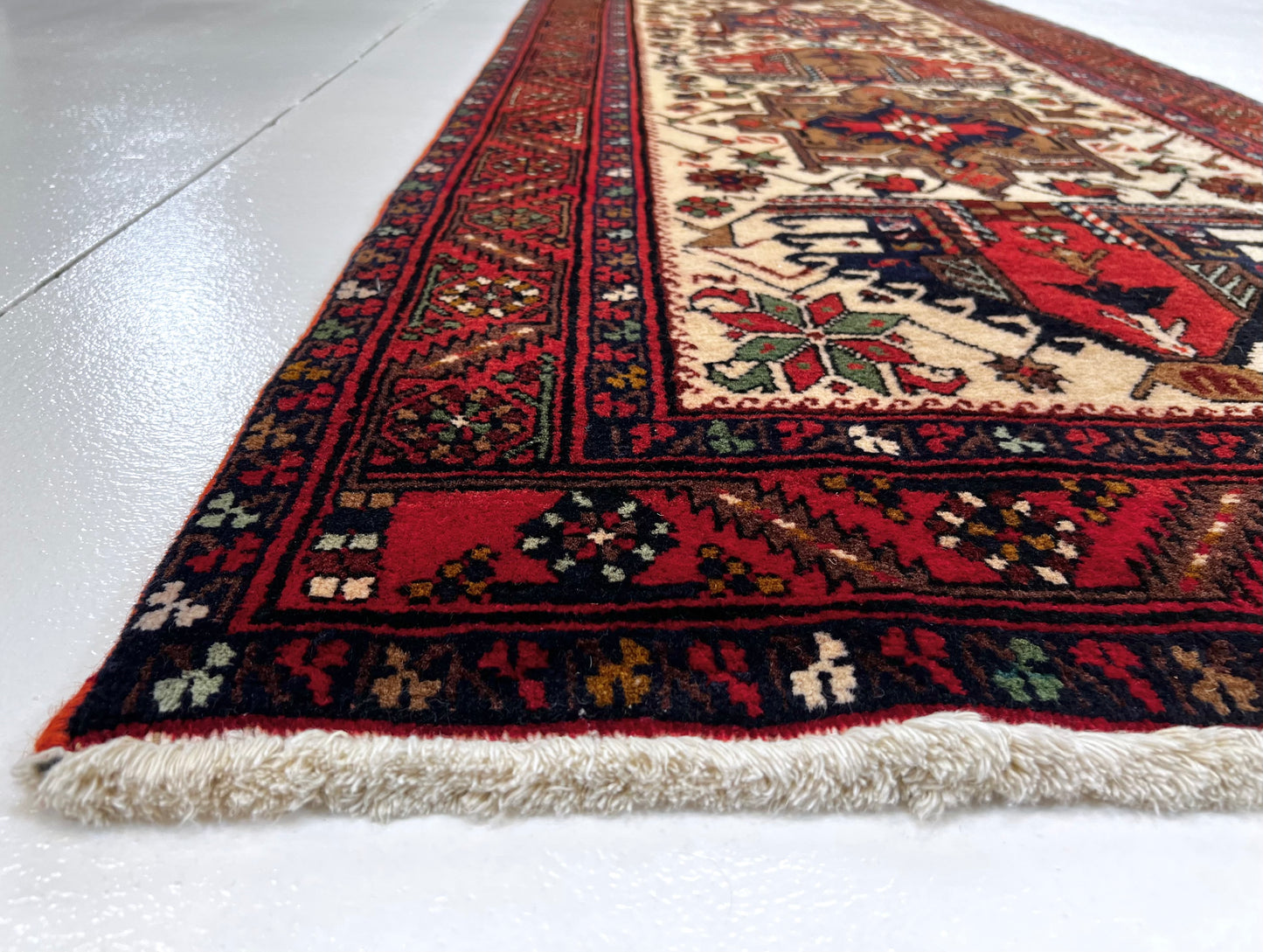 Persian Karajeh 3'01" x 14'05" ivo/red