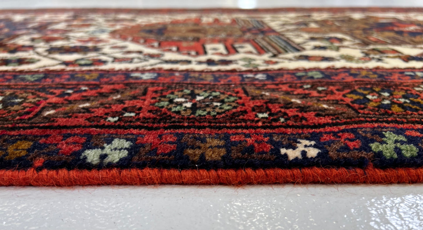 Persian Karajeh 3'01" x 14'05" ivo/red