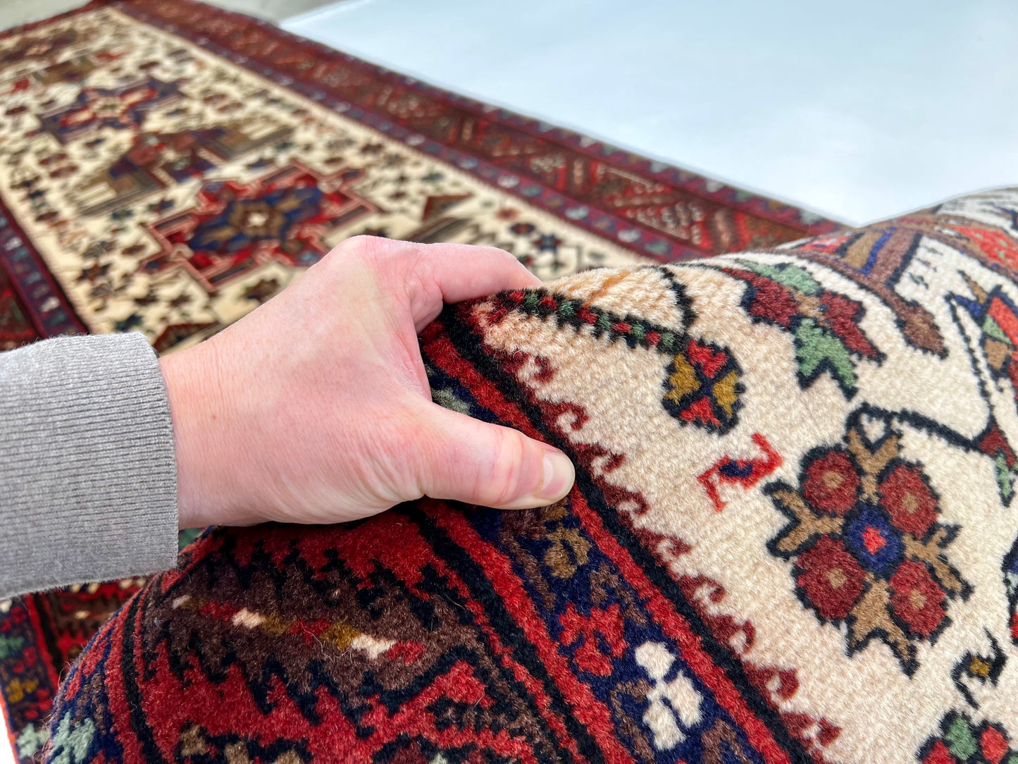 Persian Karajeh 3'01" x 14'05" ivo/red