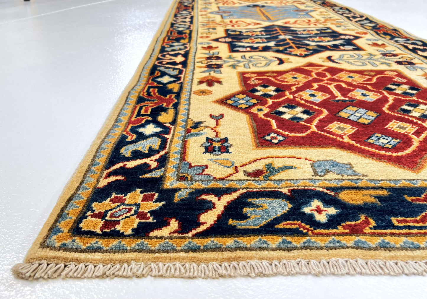 Kazak 2'10"x9'07" ivo/nav