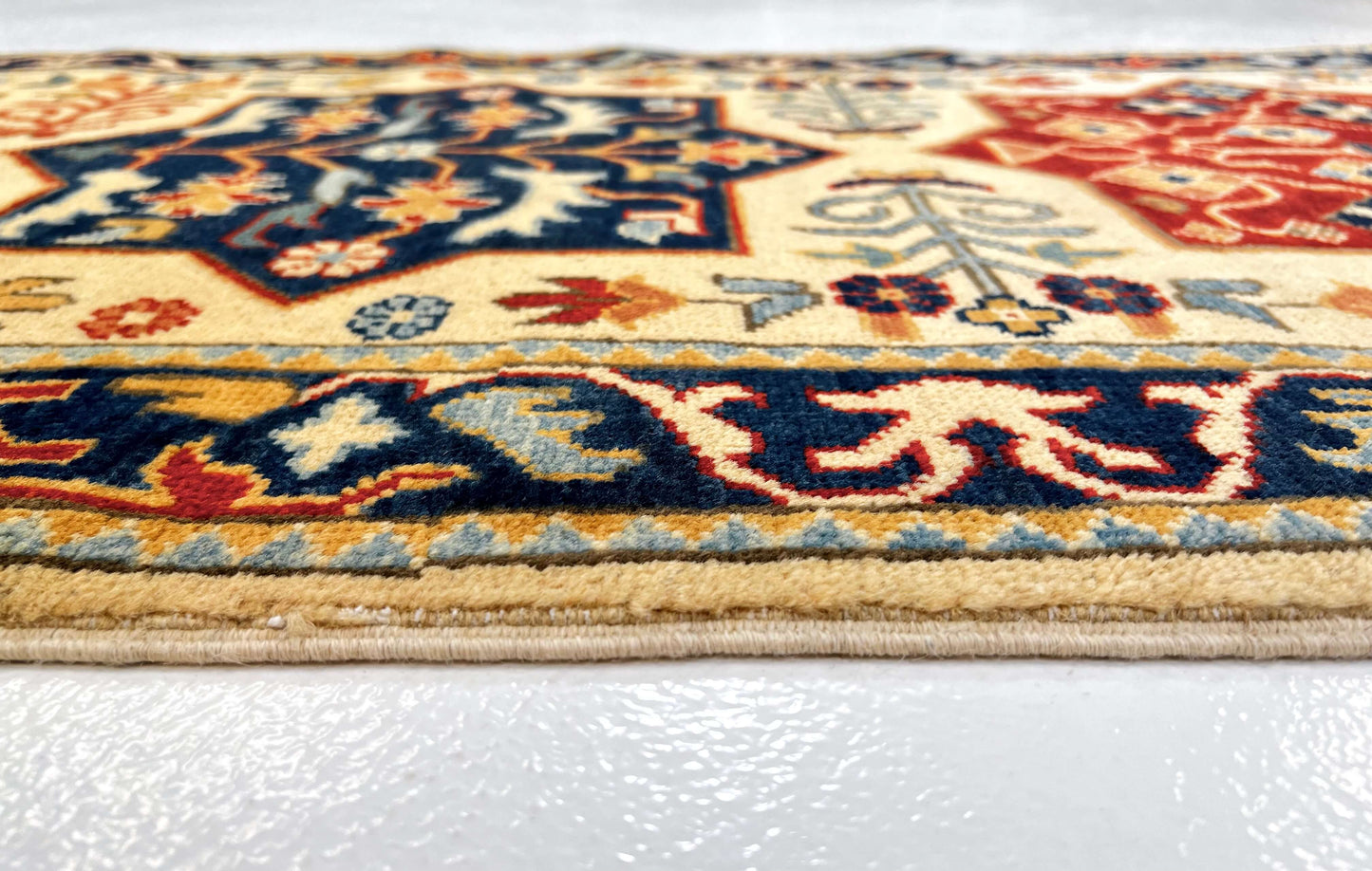 Kazak 2'10"x9'07" ivo/nav