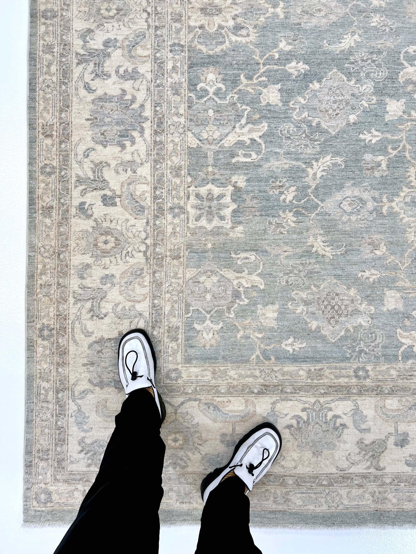 AntiqueWashed Chobi 8'03"x9'10" aqua/ivory