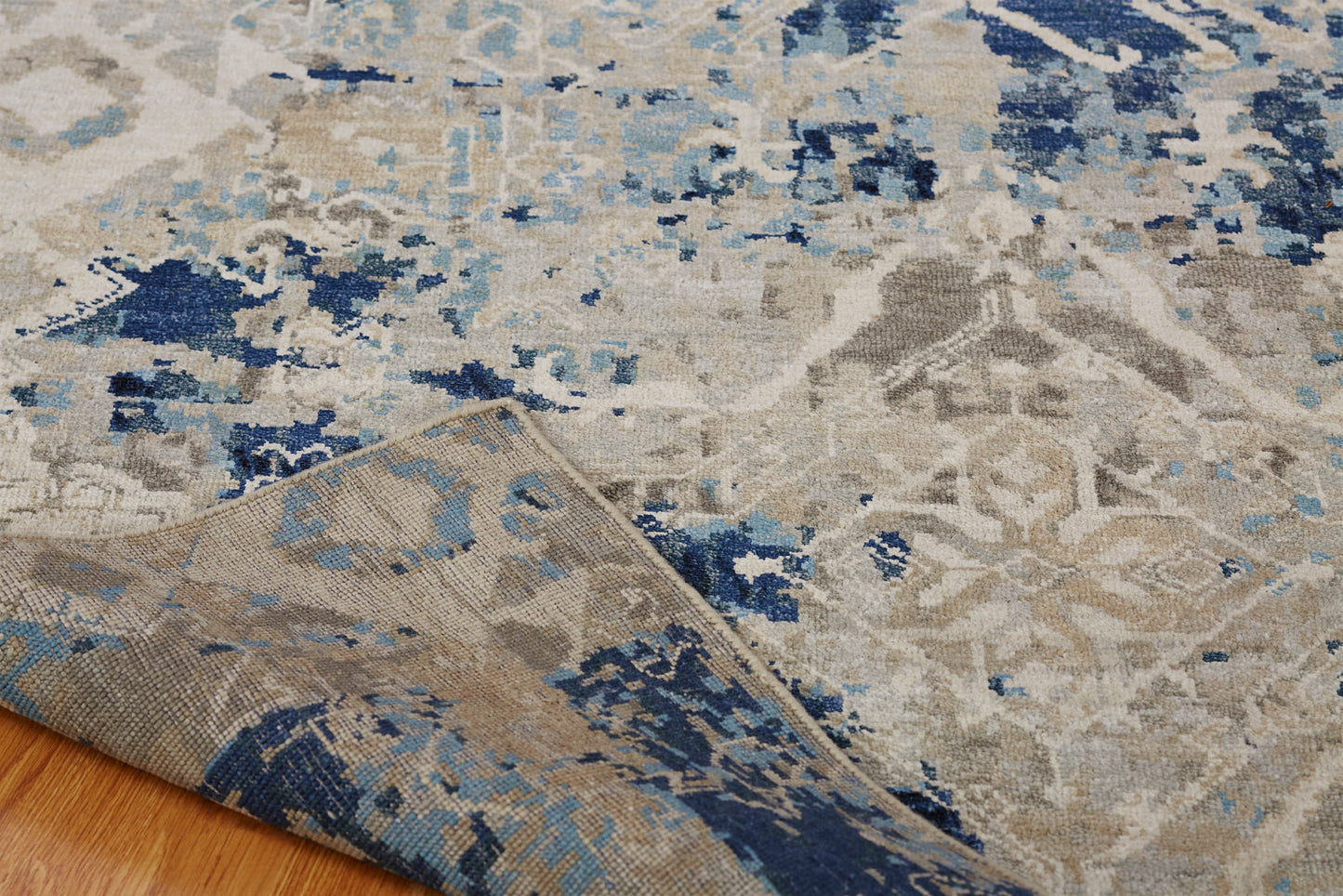 Miele Collection - Travertine/Indigo