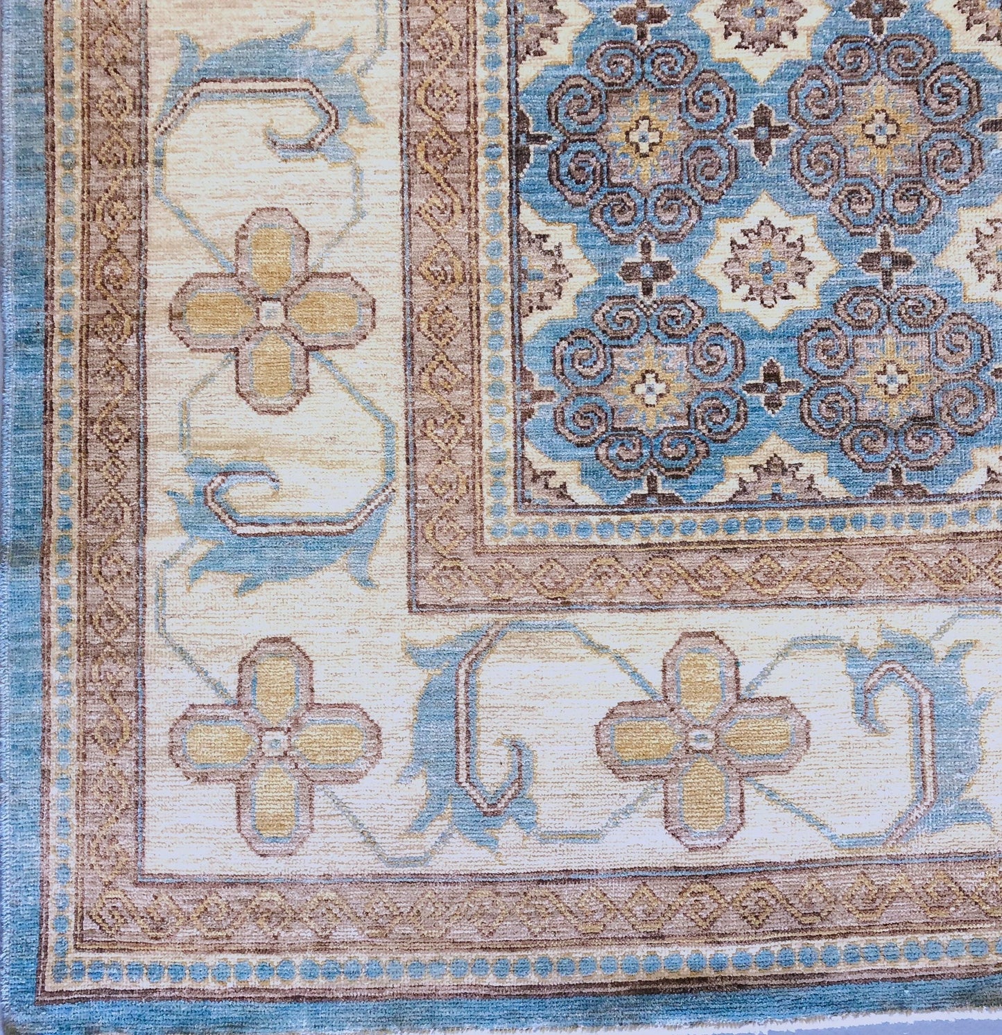 Khotan (10x14) ltblue/ivory