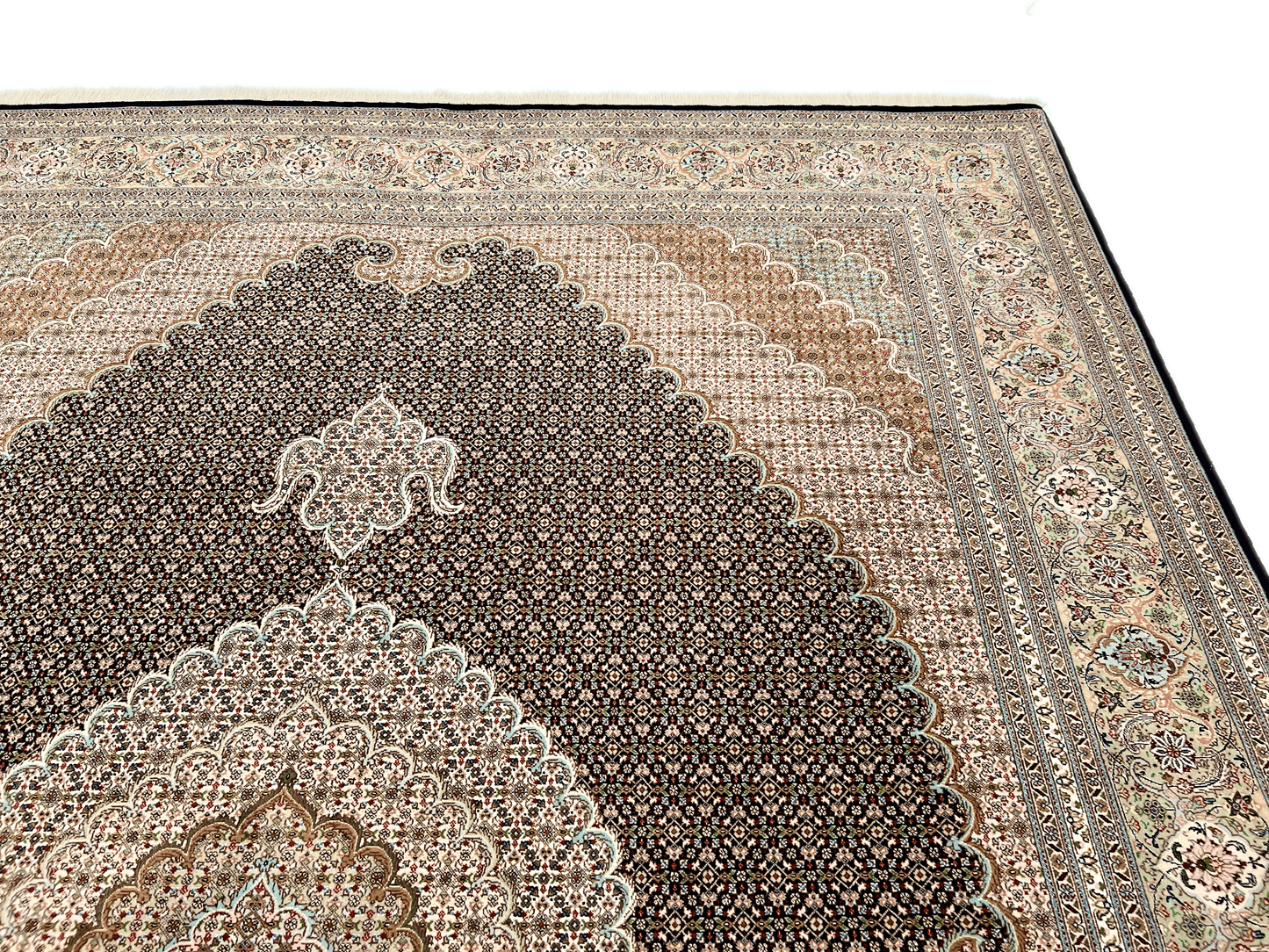 Tabriz wool/silk 8'03"x11'05" blk/grn