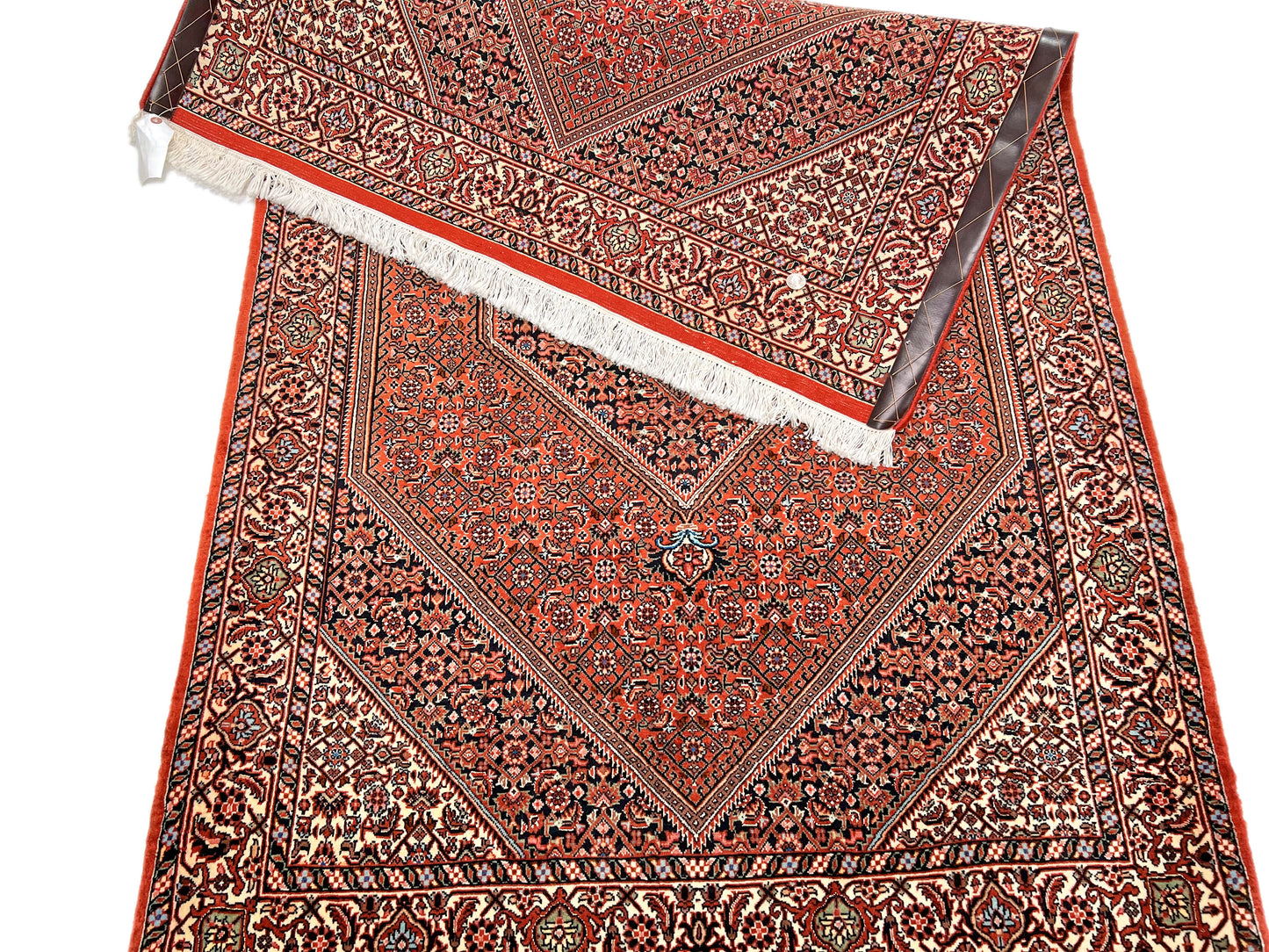 Bijar Medallion w. silk 3'07" x 6'00" red/ivo