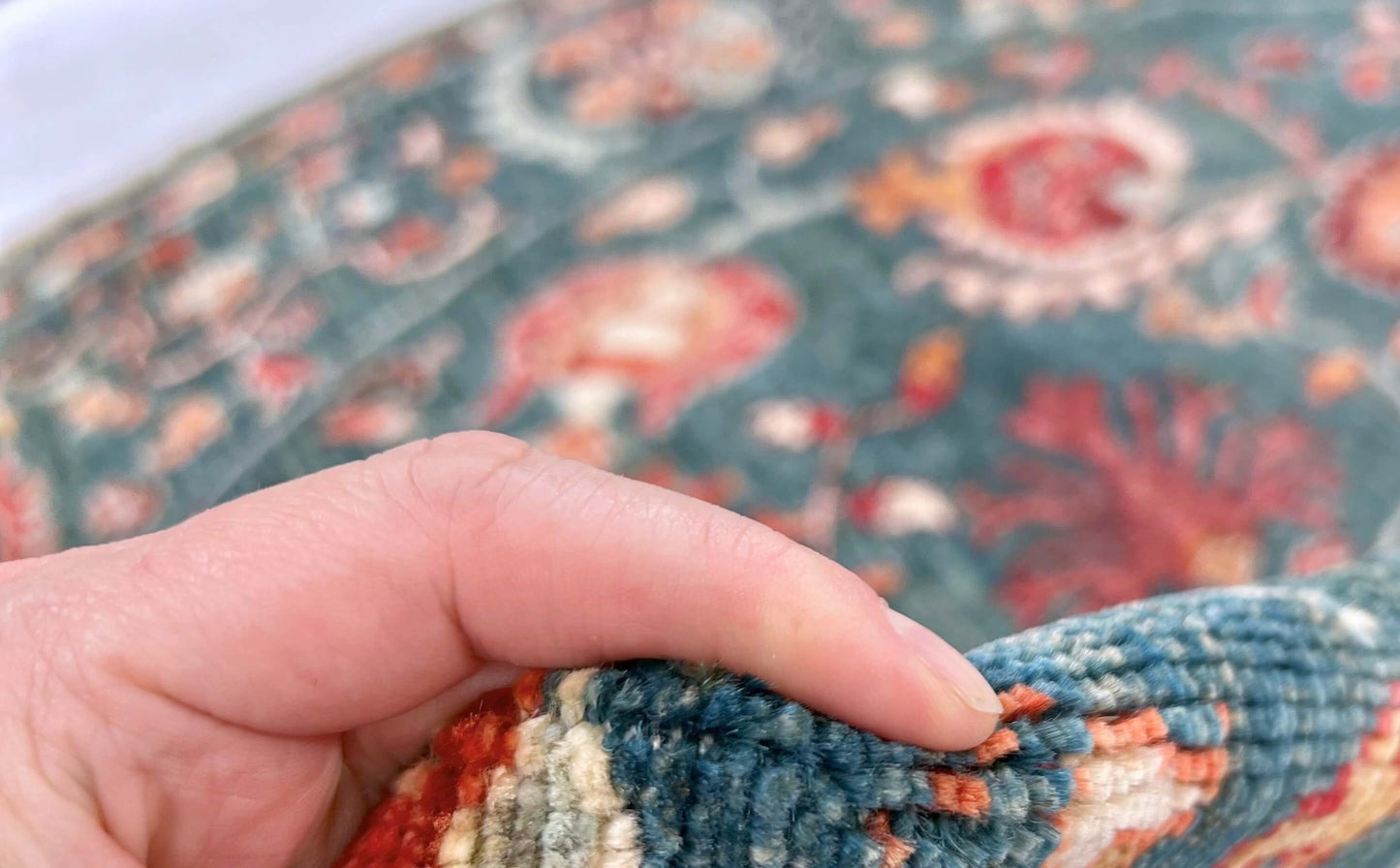 Ariana (5'10" Round)